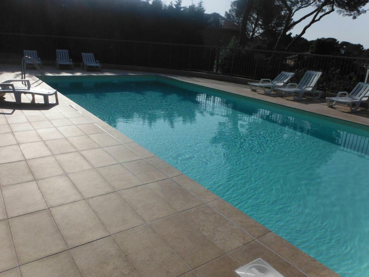 Camping L'Elephant Saint-Raphaël Εξωτερικό φωτογραφία